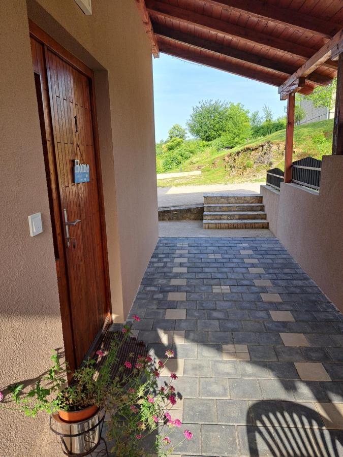 Apartman Morana Szluin Kültér fotó