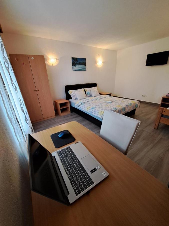 Apartman Morana Szluin Kültér fotó